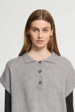 Carica l'immagine nel visualizzatore di Gallery, POLO KNIT
