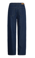 Carica l&#39;immagine nel visualizzatore di Gallery, DENIM SUIT
