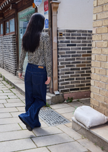 Carica l&#39;immagine nel visualizzatore di Gallery, DENIM SUIT
