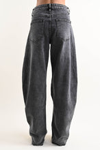 Carica l'immagine nel visualizzatore di Gallery, DENIM BARREL
