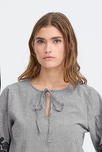 Carica l'immagine nel visualizzatore di Gallery, BLUSA ROMANTIC
